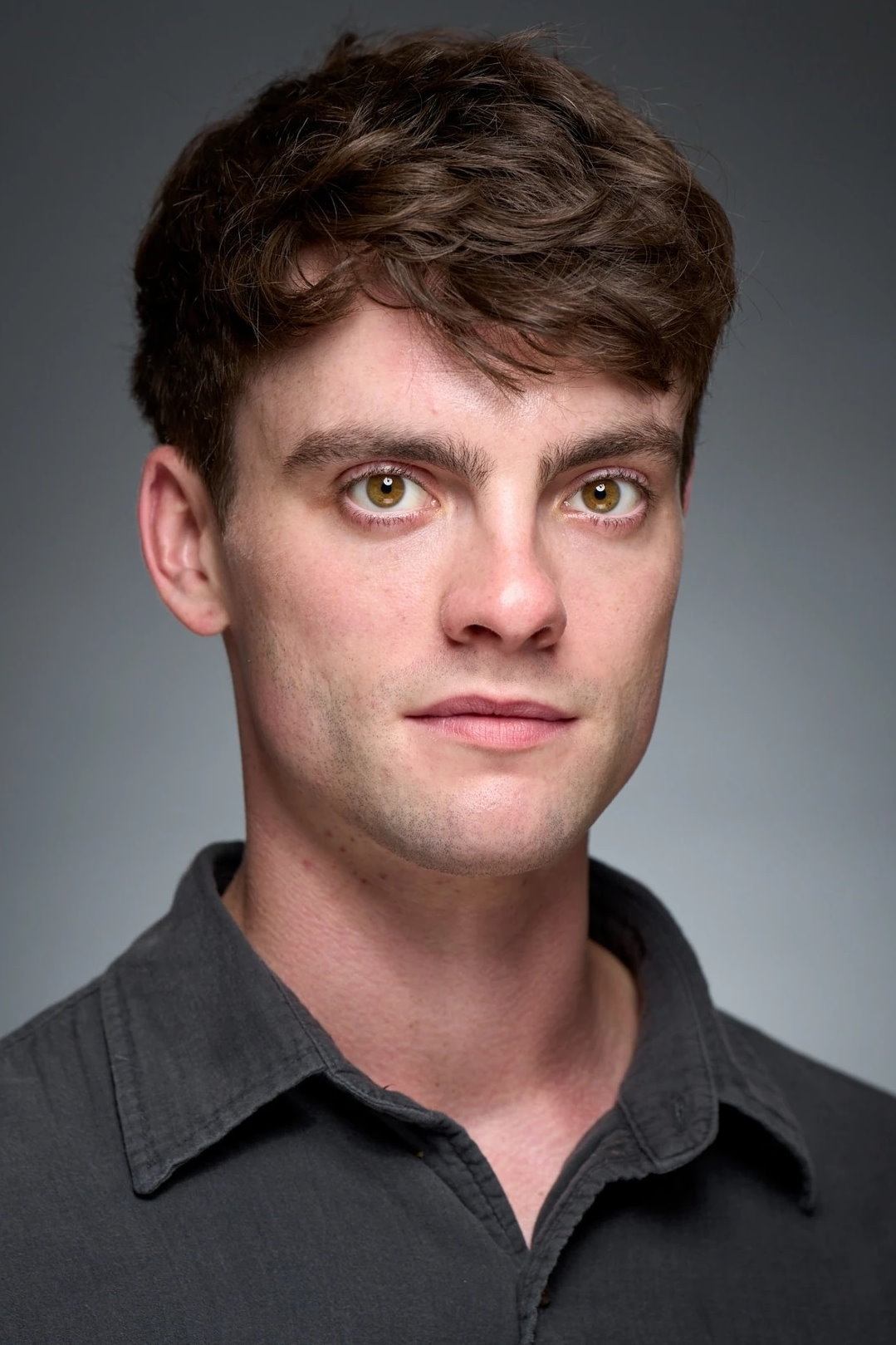 Thomas Grant's picture in the cast