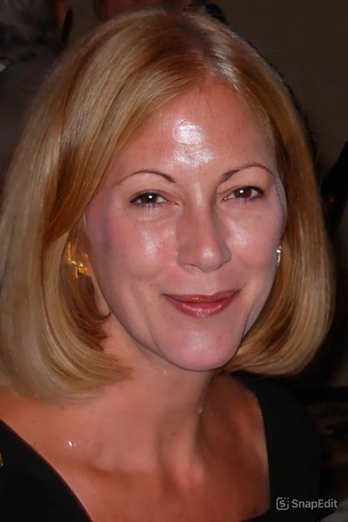 et billede af Delia Fine