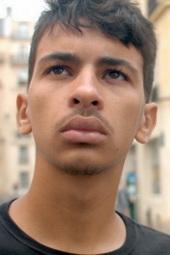 et billede af Adil Dehbi