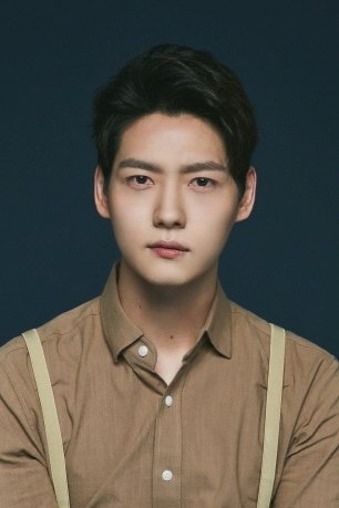 et billede af Kim Dong-seok