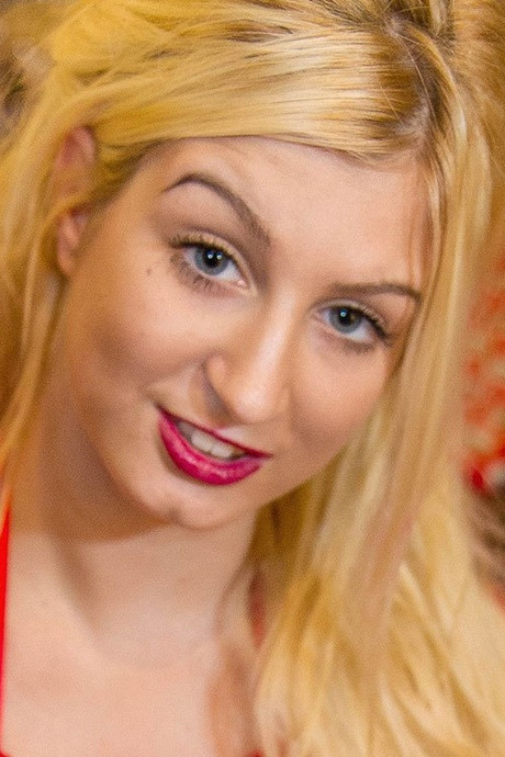 et billede af Megan Clara