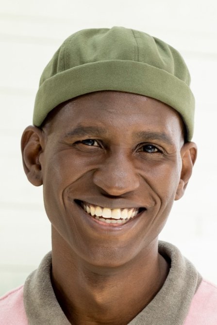 et billede af Alan Shane Lewis