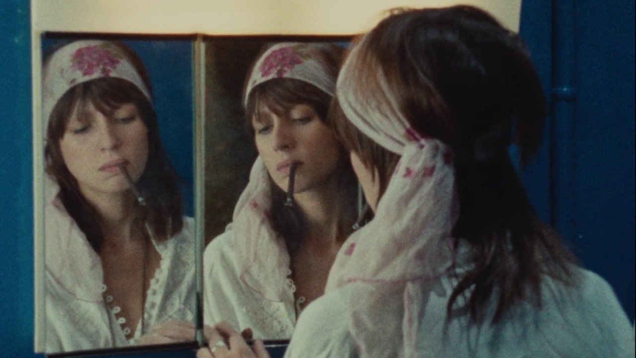 Céline and Julie Go Boating