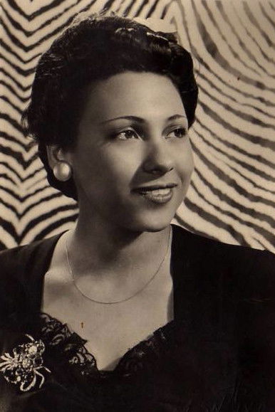 et billede af Dorothy Van Engle