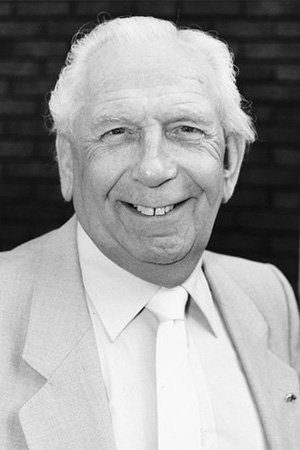 et billede af Arthur English