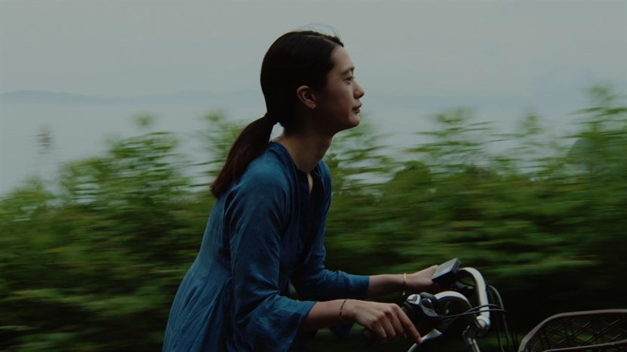 A Room of Her Own: Rei Naito and Light (2015)