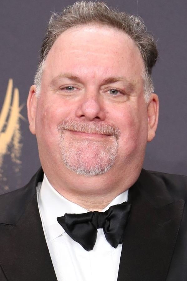 et billede af Bruce Miller