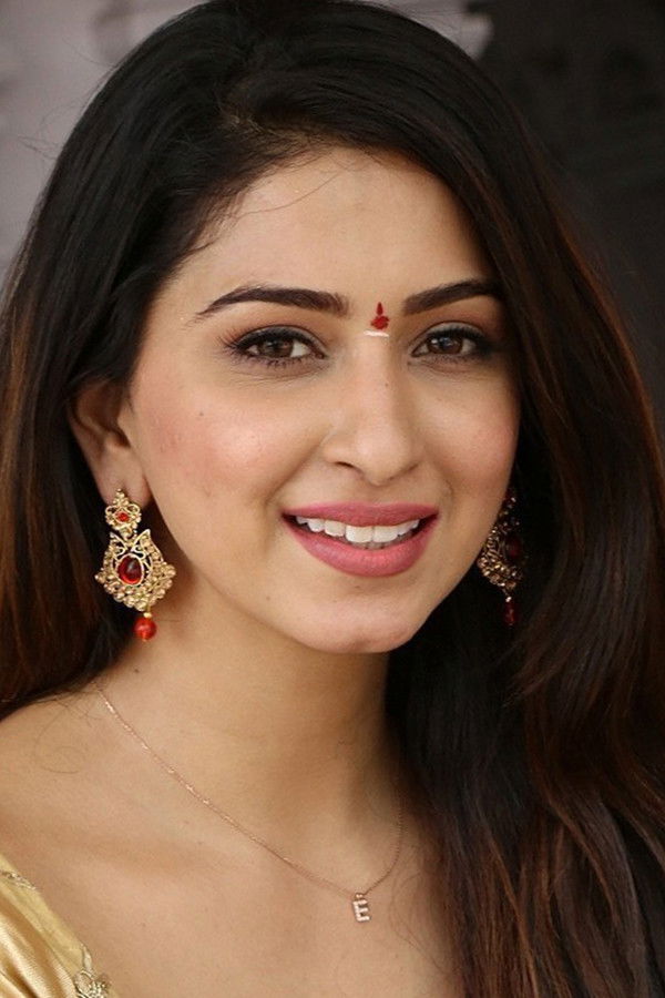 et billede af Eshanya Maheshwari