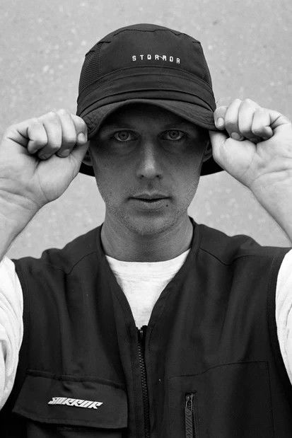 et billede af Benj Cave