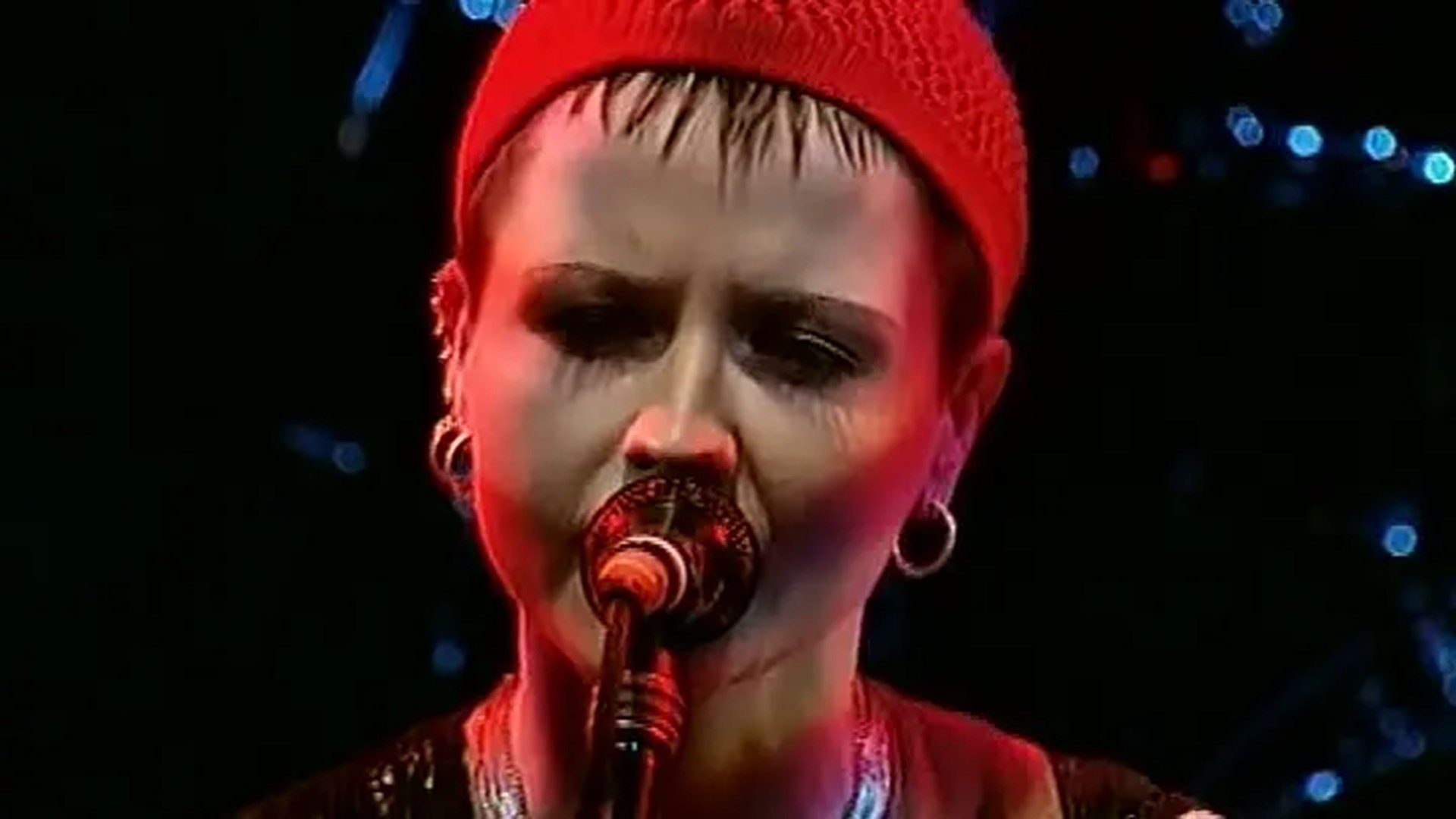 The Cranberries - Live - London background