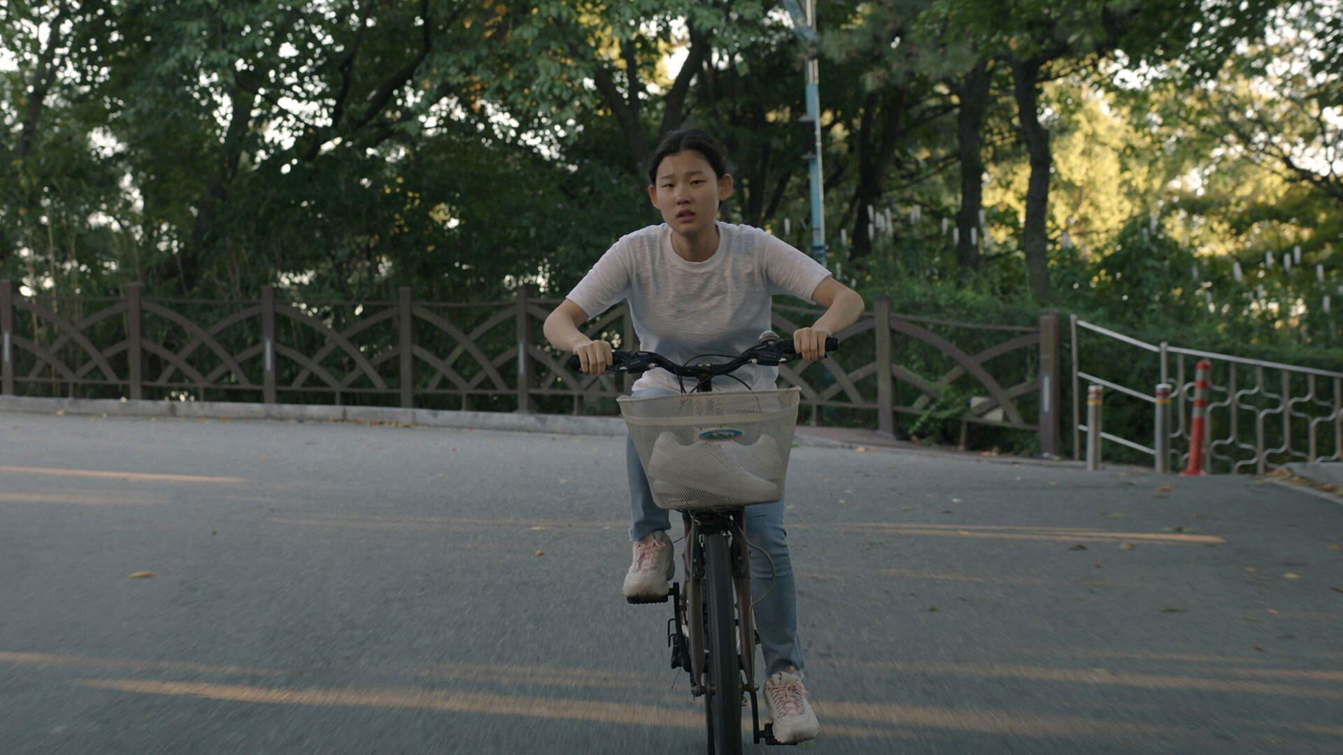 Moving On (2020)