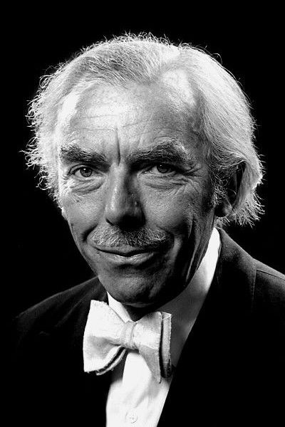 et billede af Frank Muir