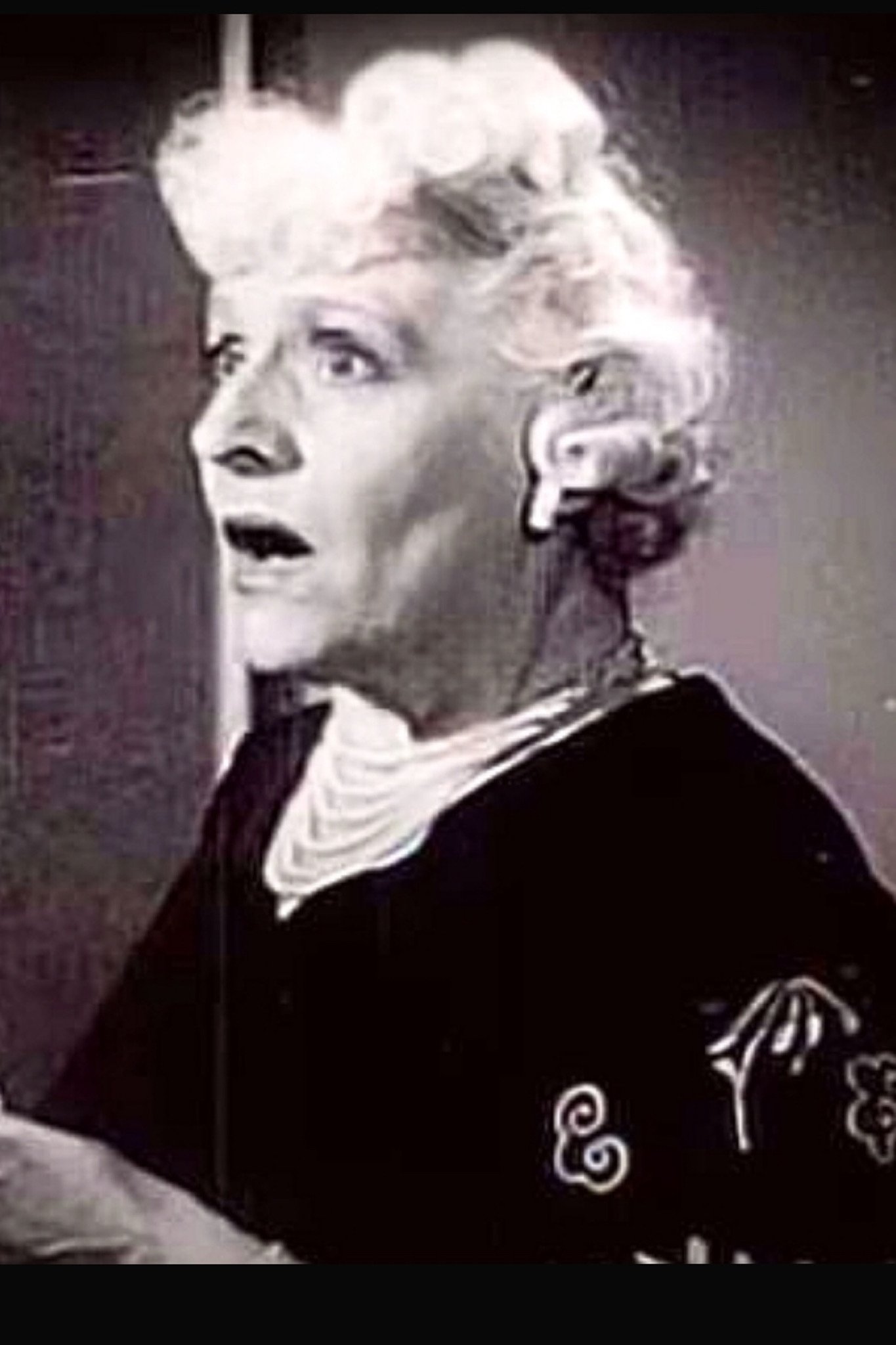 et billede af Loretta Russell