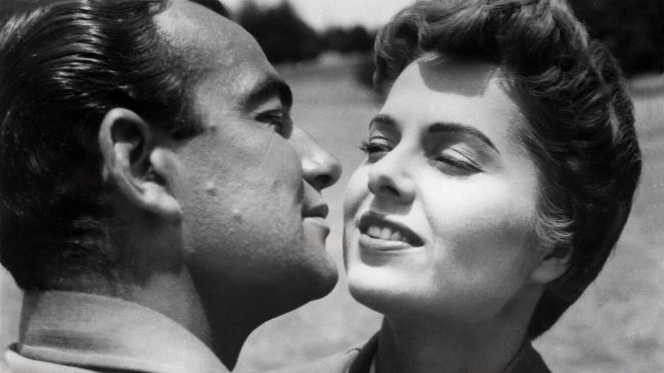 The Scarlet Spear (1954)