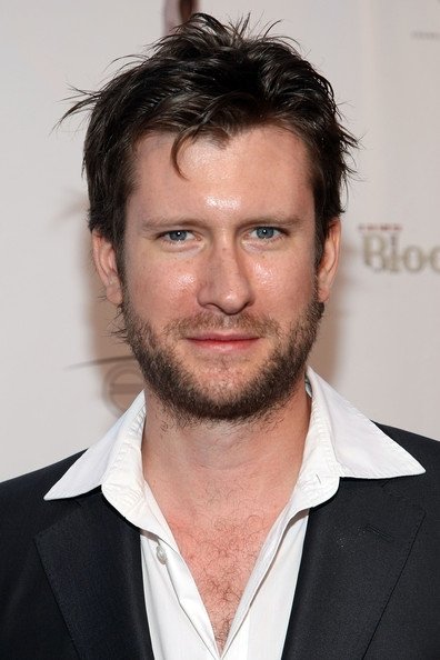 et billede af Adam Mason