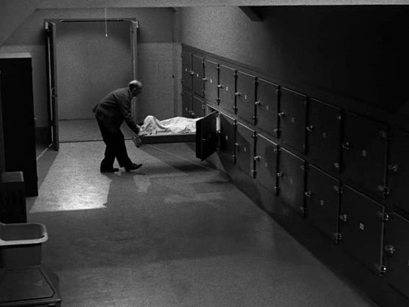 Prisoners' Wives S04E03 backdrop