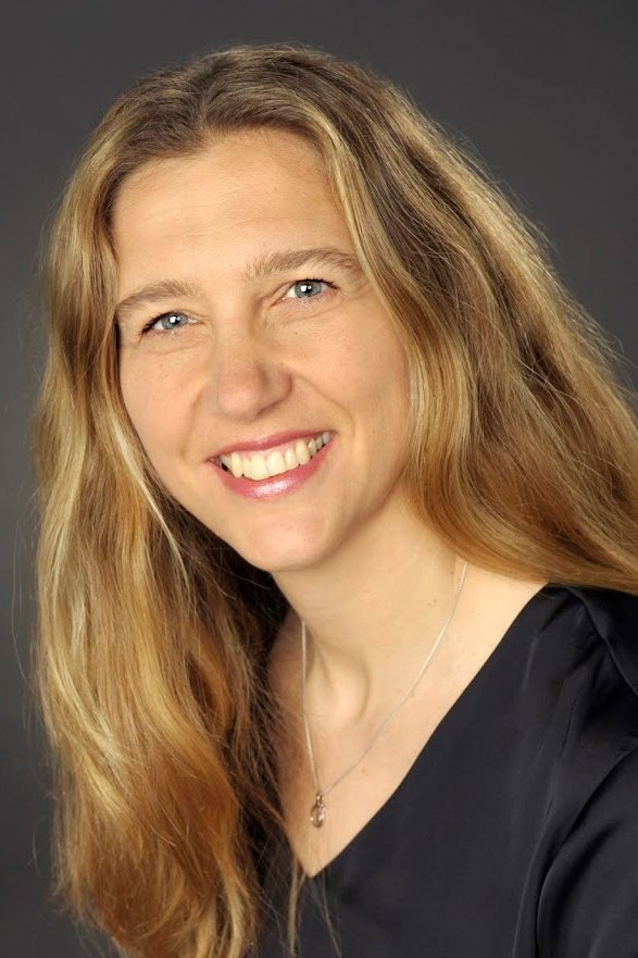Wendy Anschütz | Producer's Assistant