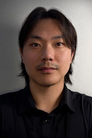 et billede af samUIL Lee