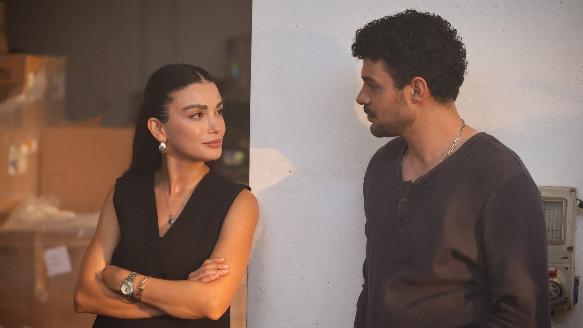 مسلسل عيناك كالبحر الأسود - الحلقة 2