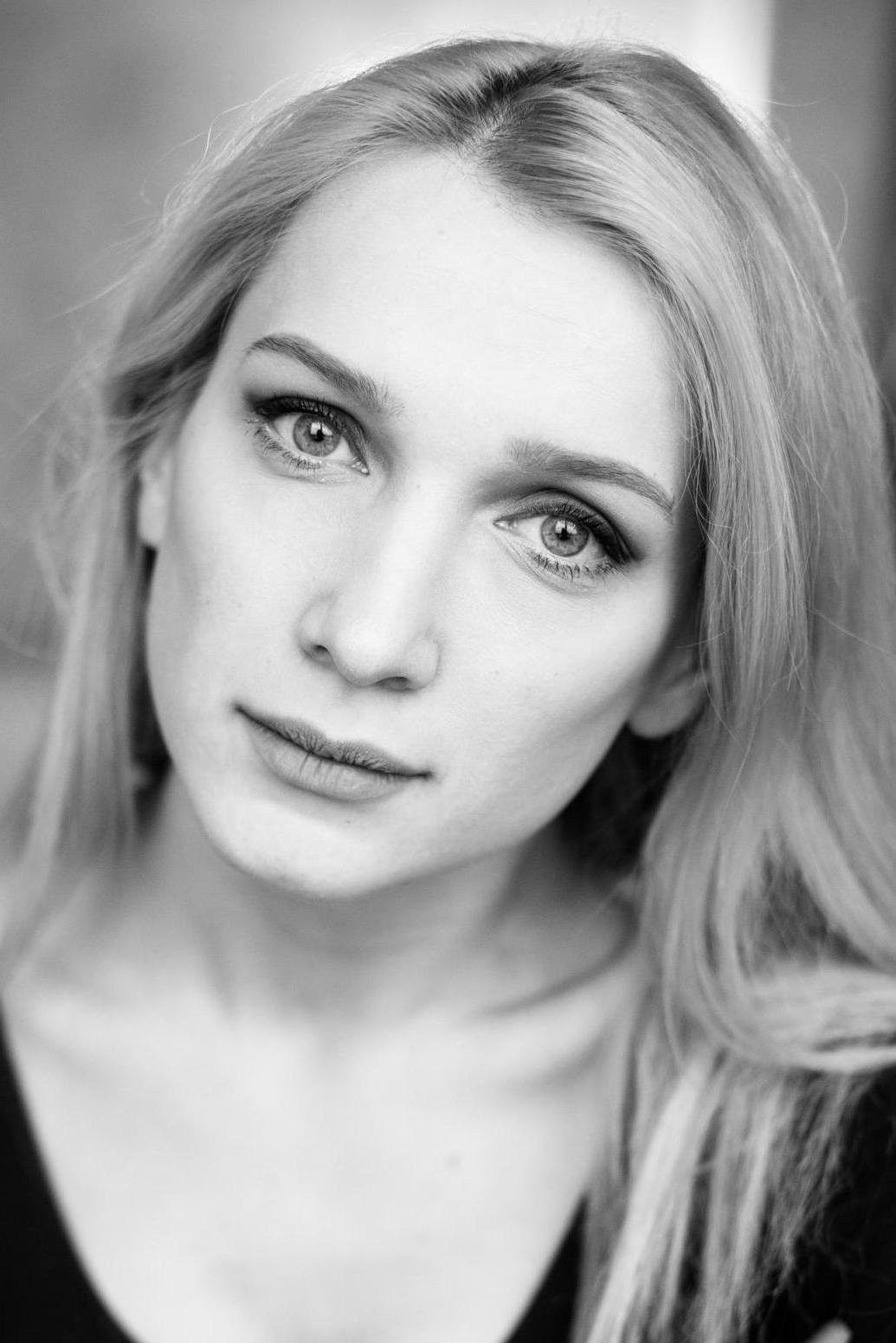 et billede af Polina Kutsenko