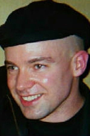 et billede af Aaron Donahue