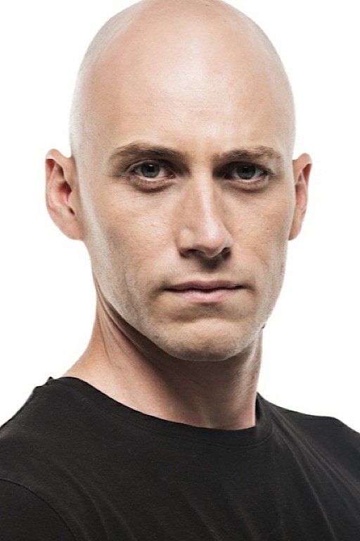 et billede af Nick Turello