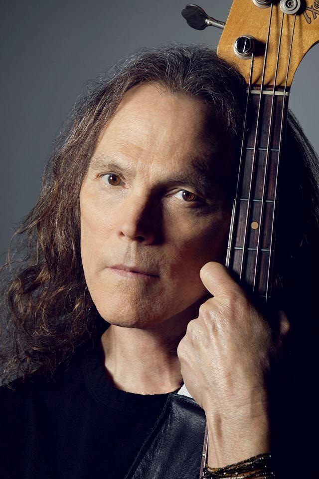 et billede af Timothy B. Schmit
