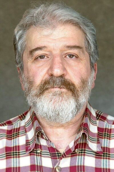 et billede af Omid Roohani