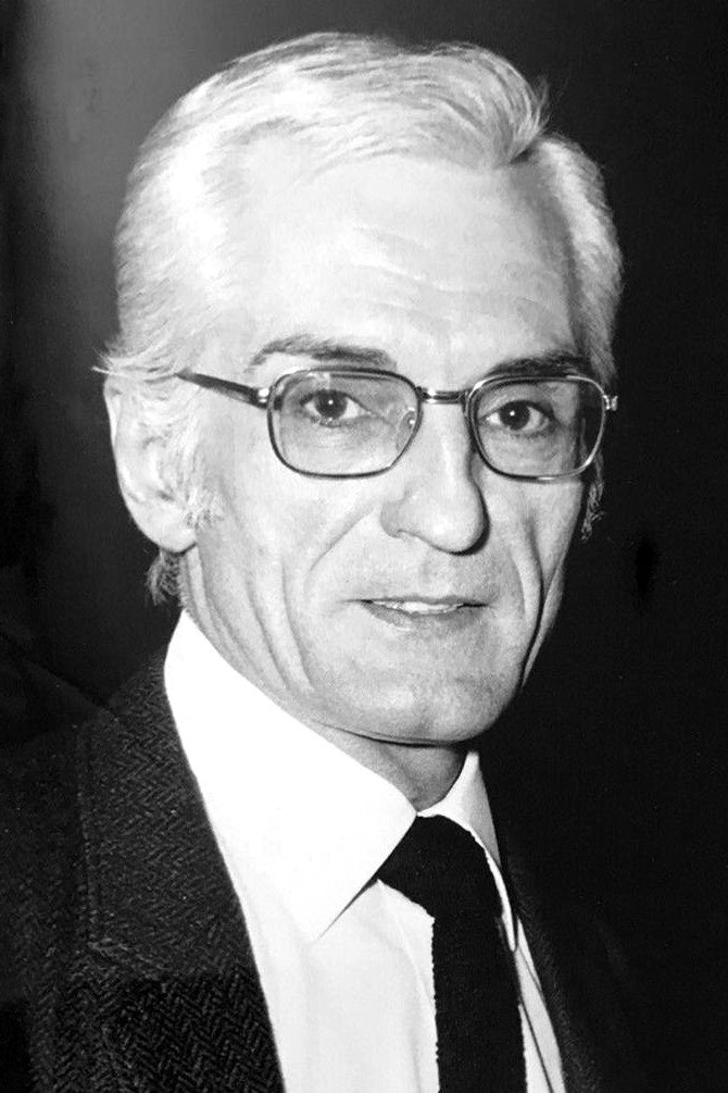 et billede af Michel Etcheverry