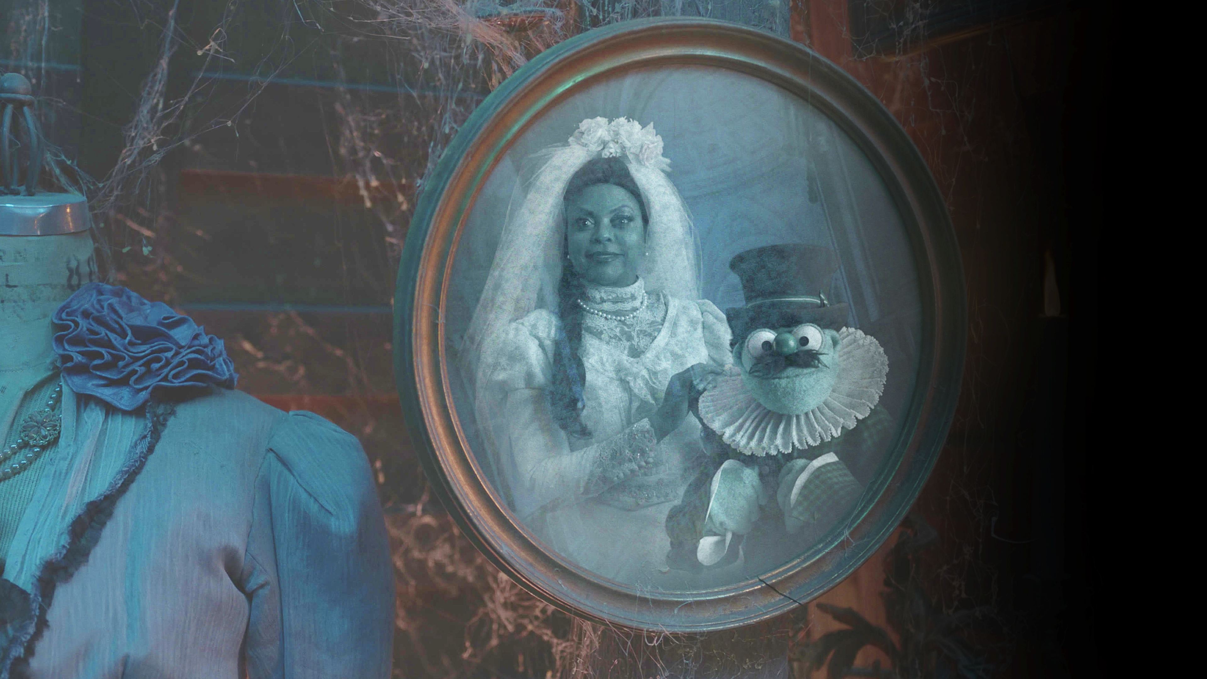 Muppets Haunted Mansion (2021)