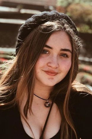 et billede af Bella Gerencser