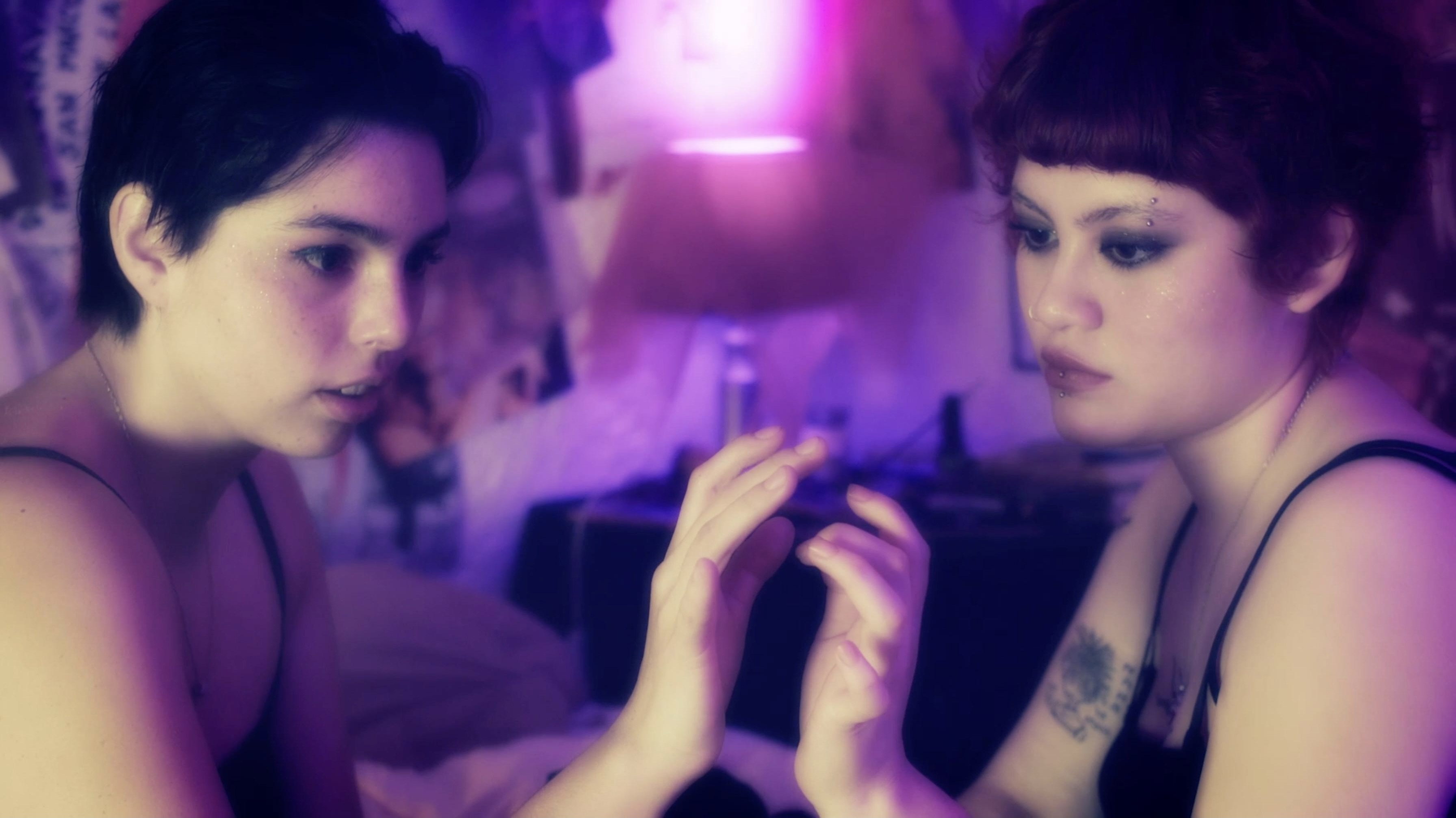 Violetas (2023) — still 7