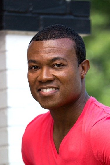 Profile image of Ronza Bee, a notable actor/actress