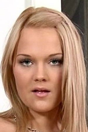 et billede af Clara Moon