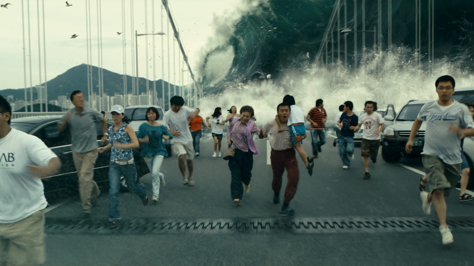 Sóng Thần Ở Haeundae (2009)