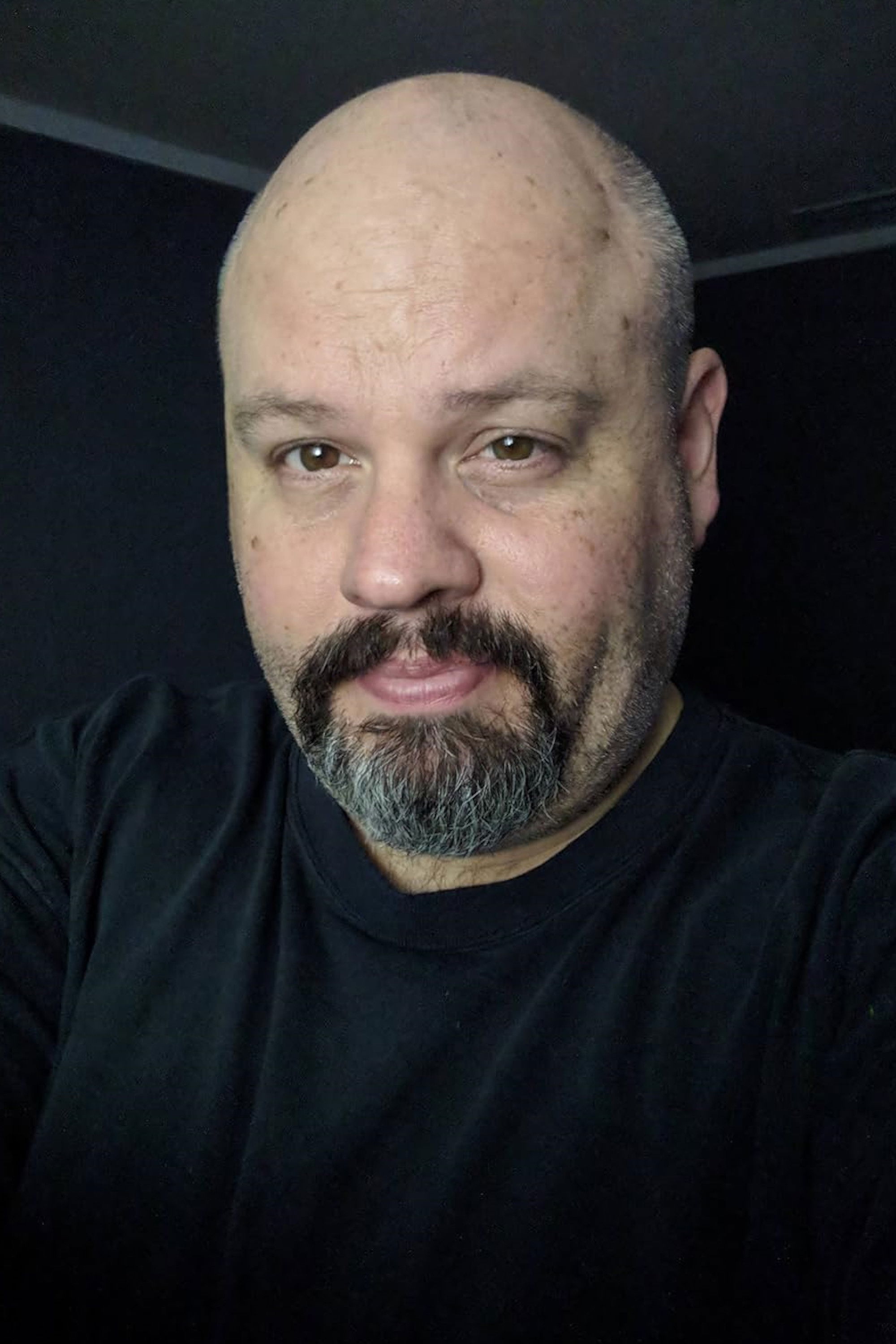 et billede af John Earl Robinson