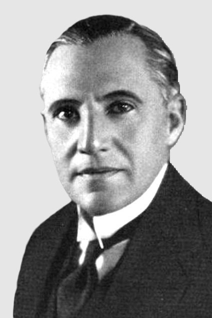 et billede af James Young