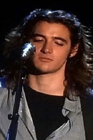 et billede af Deacon Frey