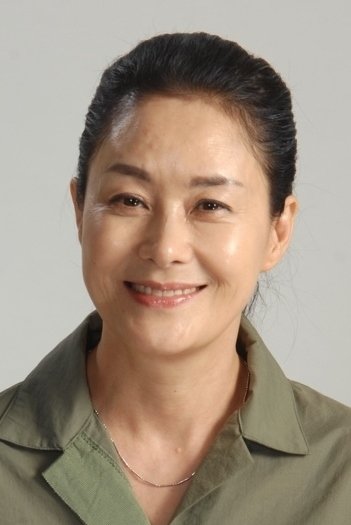 et billede af Lee Hwa-young