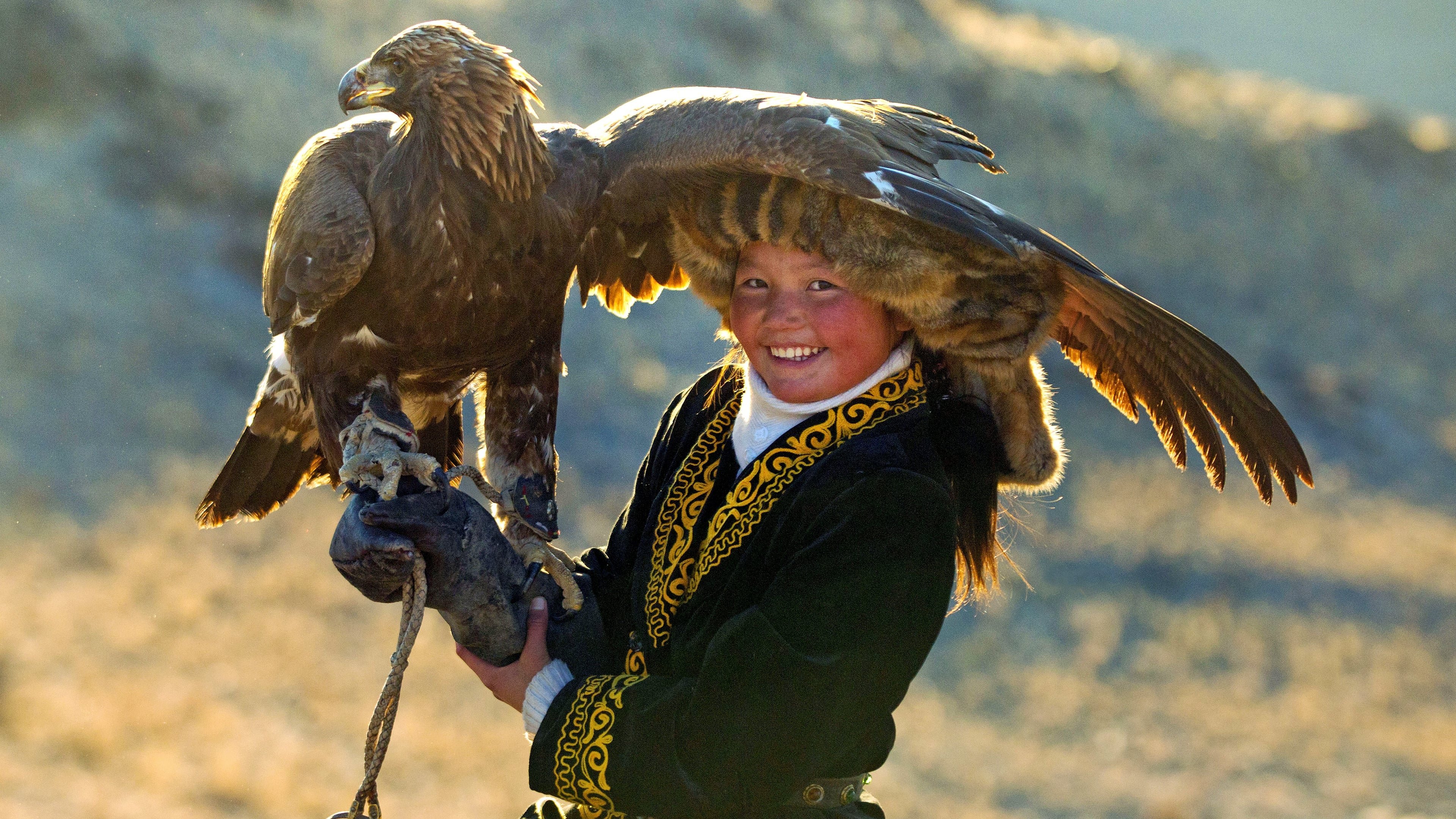 Image du film La Jeune Fille et son aigle hyywvcj249jbgrsapbetvih70fjjpg