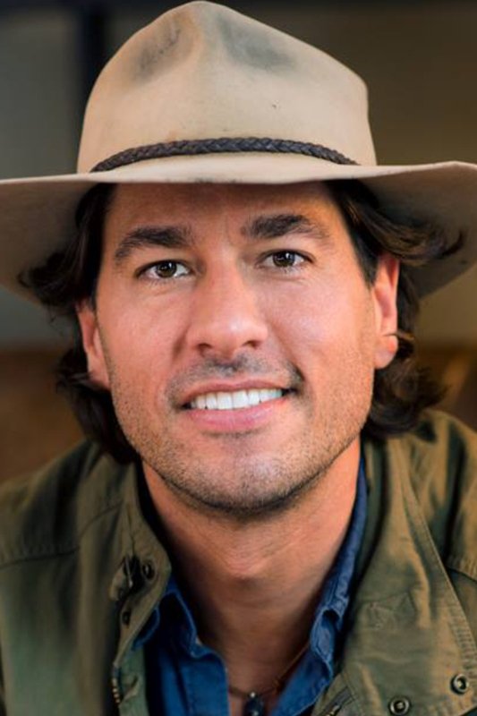 et billede af Josh Bernstein