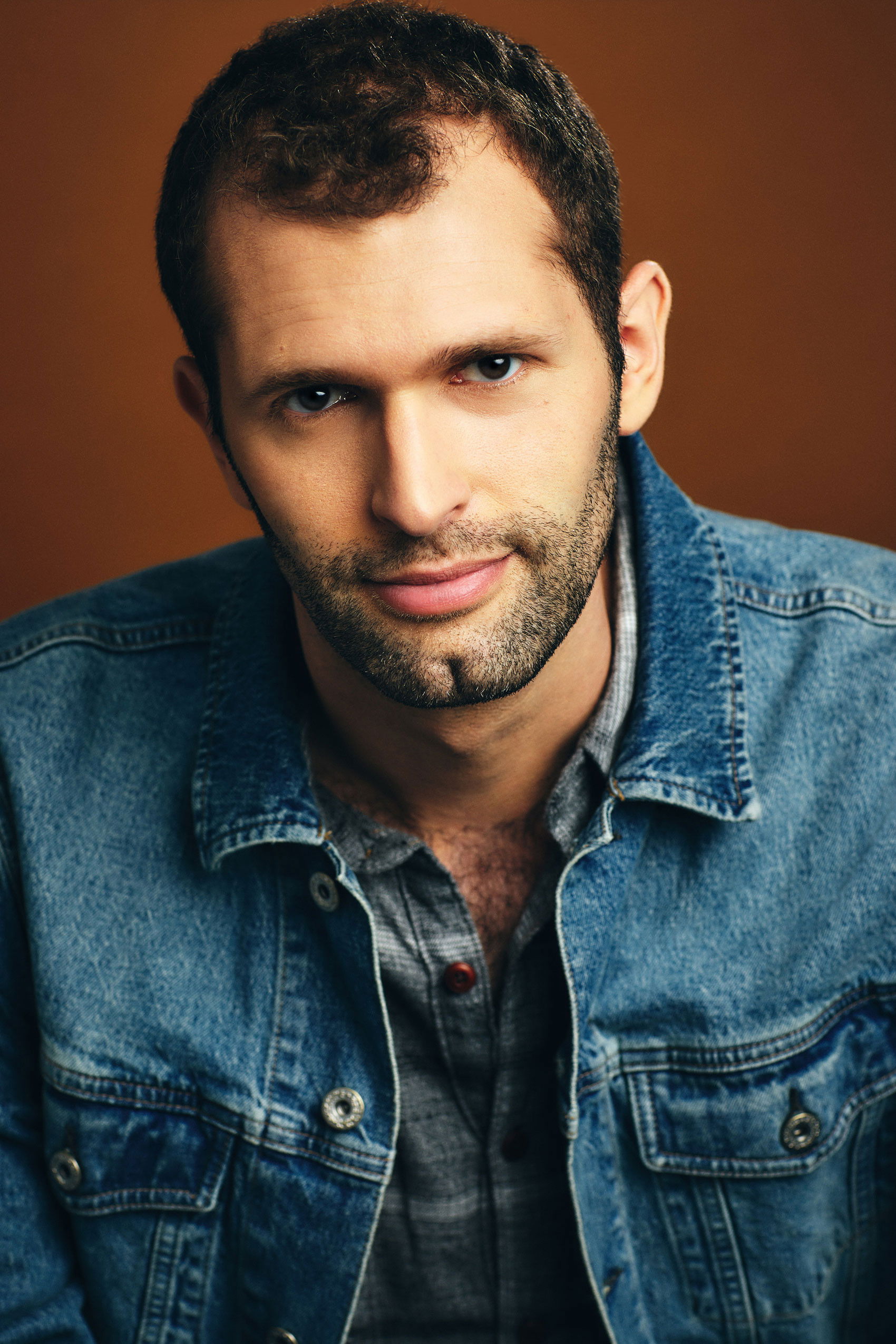 et billede af Ari Veach