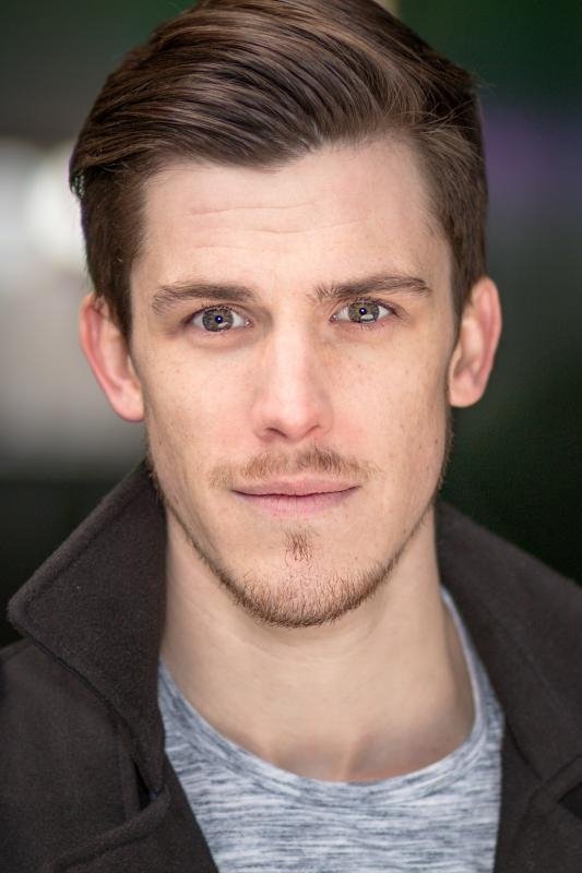 et billede af James Buttling