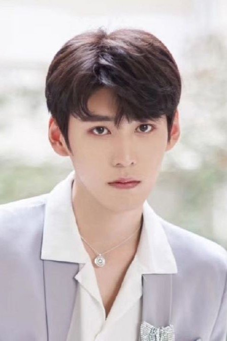 Gao Maotong's picture in the cast
