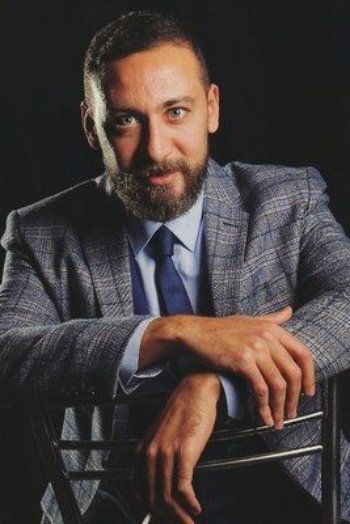 et billede af Abde Anany