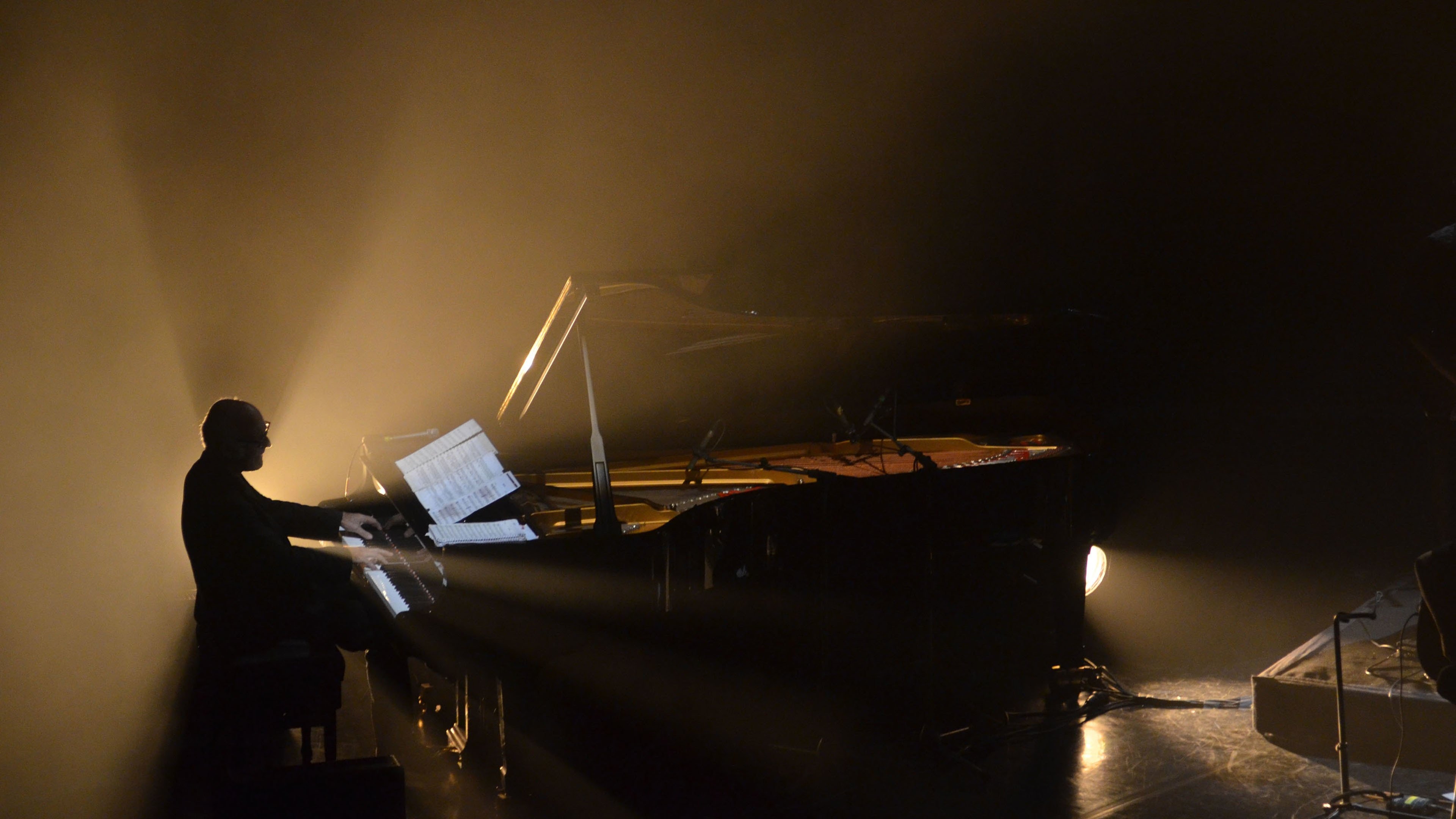 Ludovico Einaudi - Live In Verona: In A Time Lapse Tour (2014)