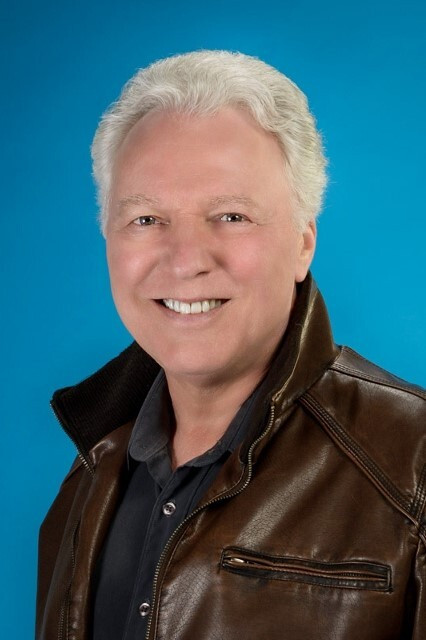 et billede af Ted Friend