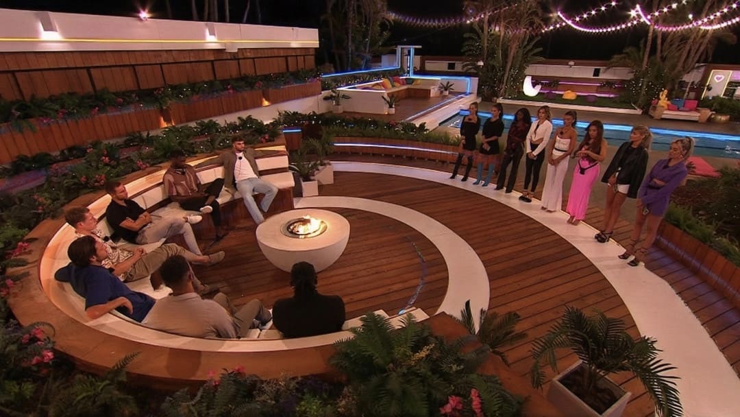 Love Island - Staffel 9 Folge 25 (1970)