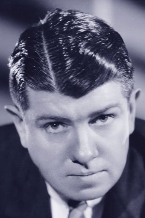 et billede af Travis Banton