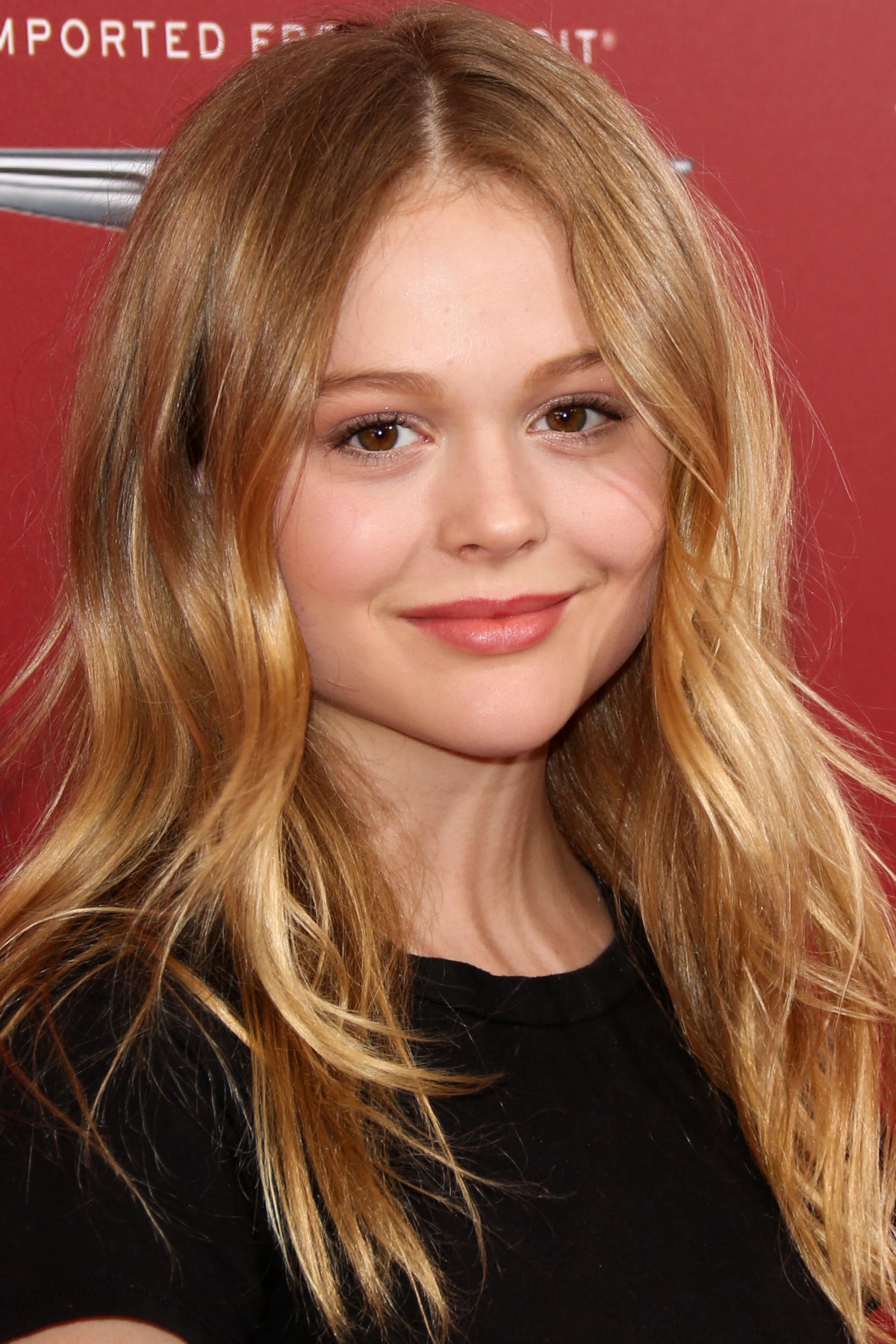 Emily Alyn Lind Profile Images — The Movie Database Tmdb